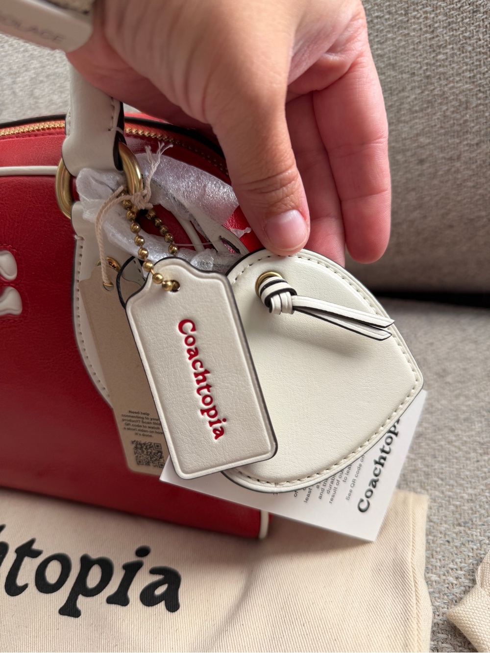 Coachtopia Bowling Bag Red/White | NWT | Crossbody Satchel | Dust Bag Included - Picture 2 of 9